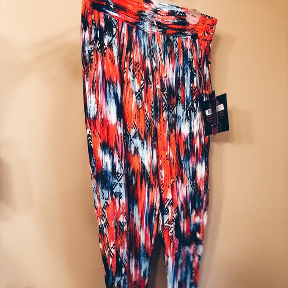 NWT Red Paint Away Pants - Picture 5 of 6